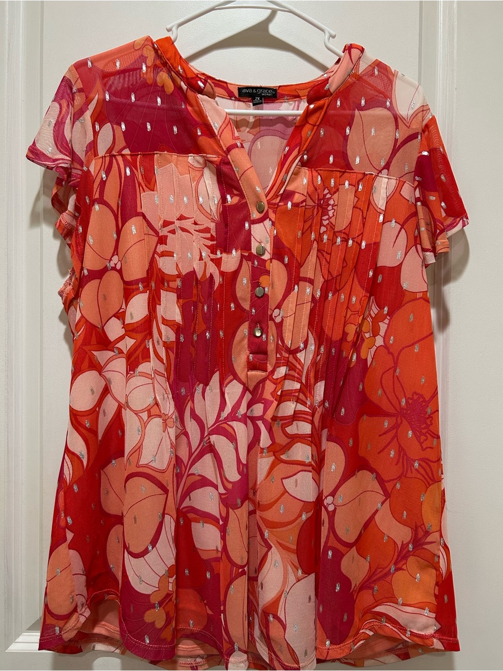 Ava & Grace Red Coral Floral Pintuck Short-Sleeve Blouse